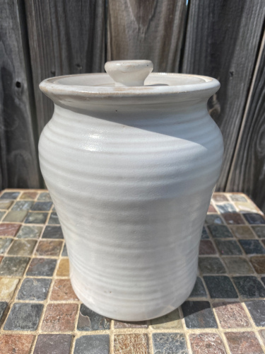 Plain Cookie Jar